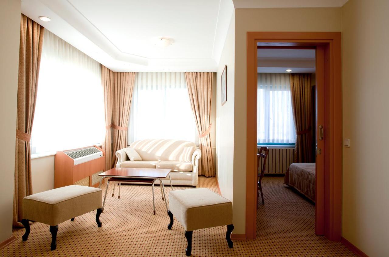 Sefa Hotel 1 초를루 외부 사진