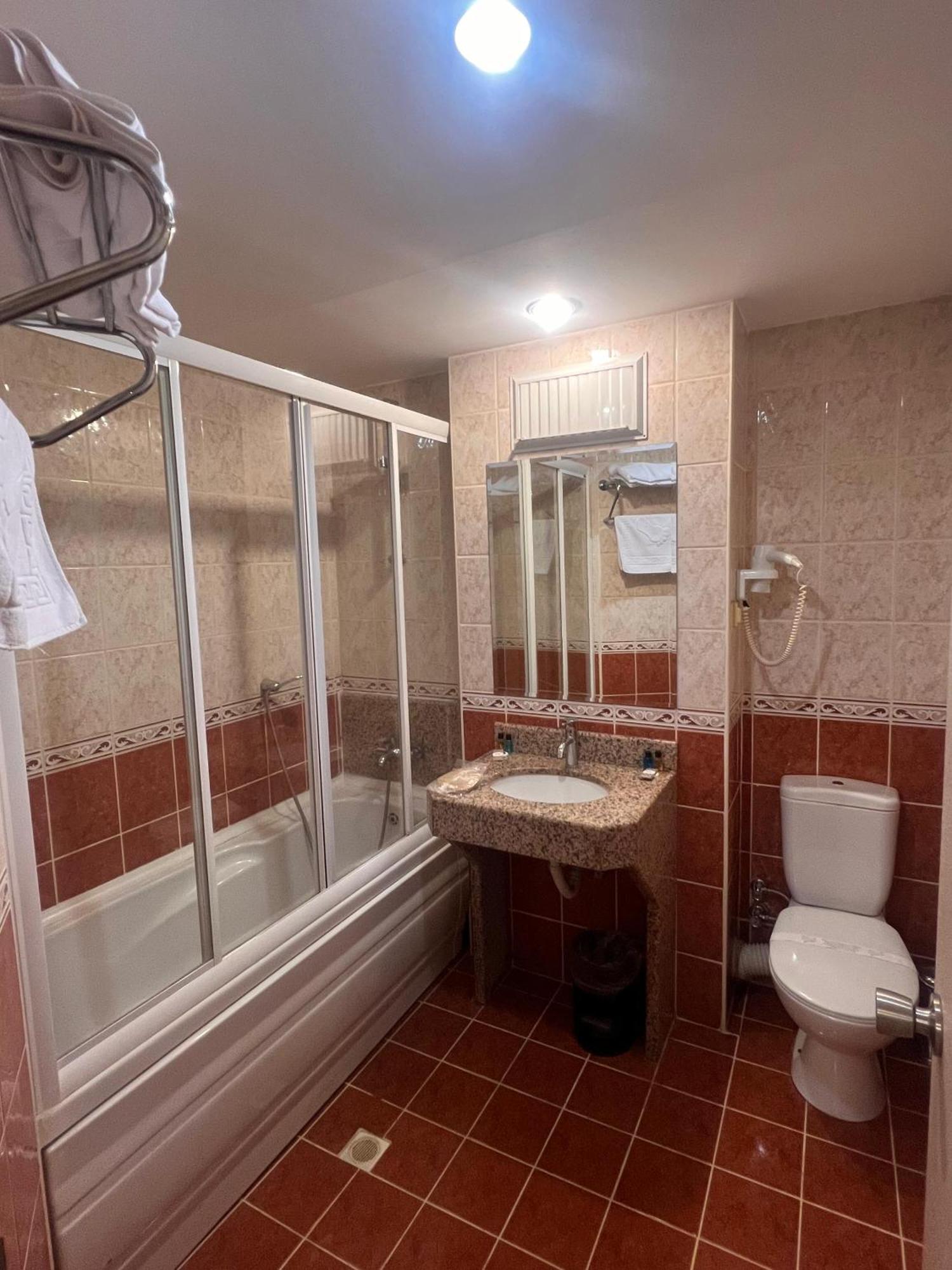 Sefa Hotel 1 초를루 외부 사진