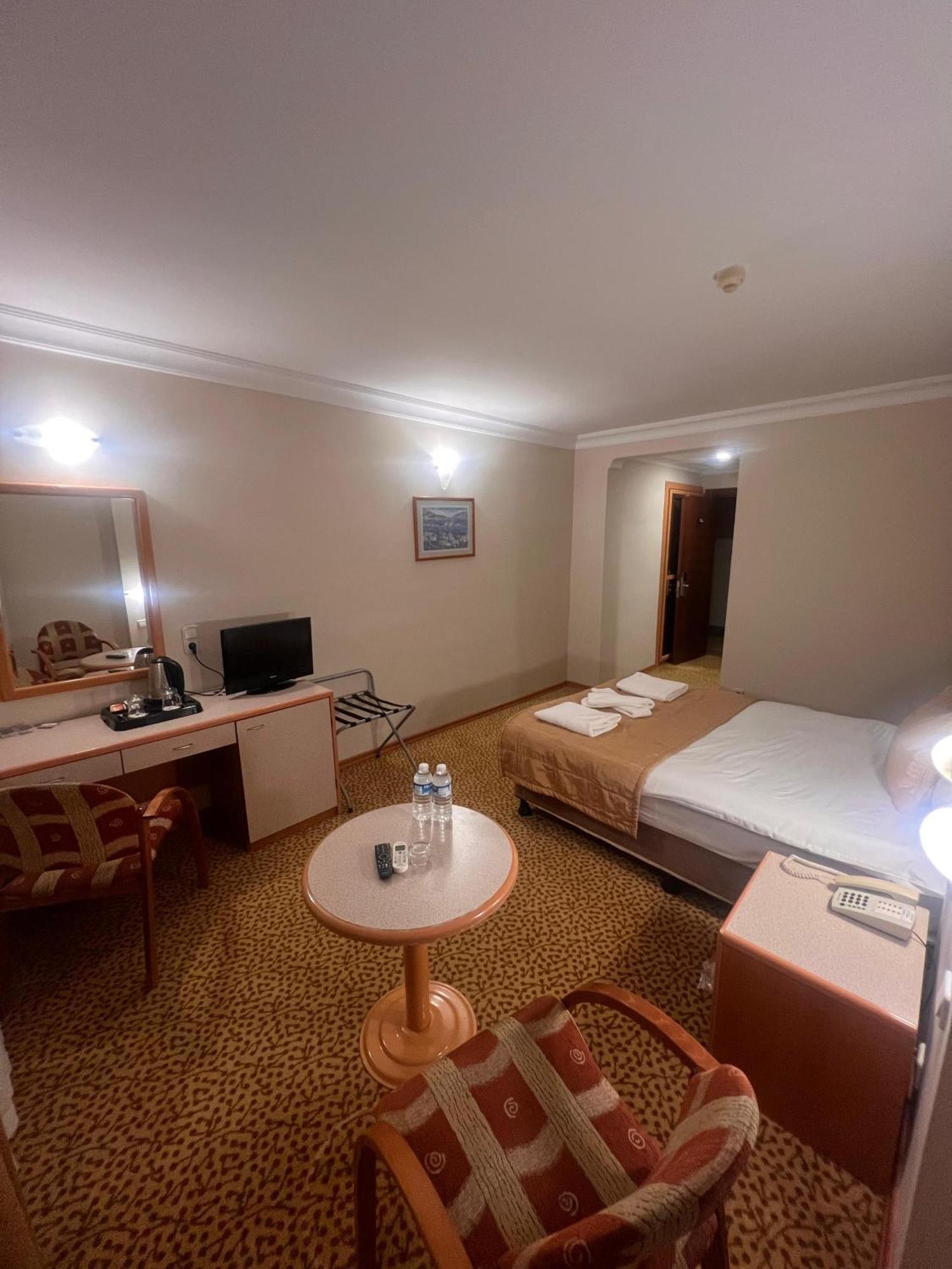 Sefa Hotel 1 초를루 외부 사진